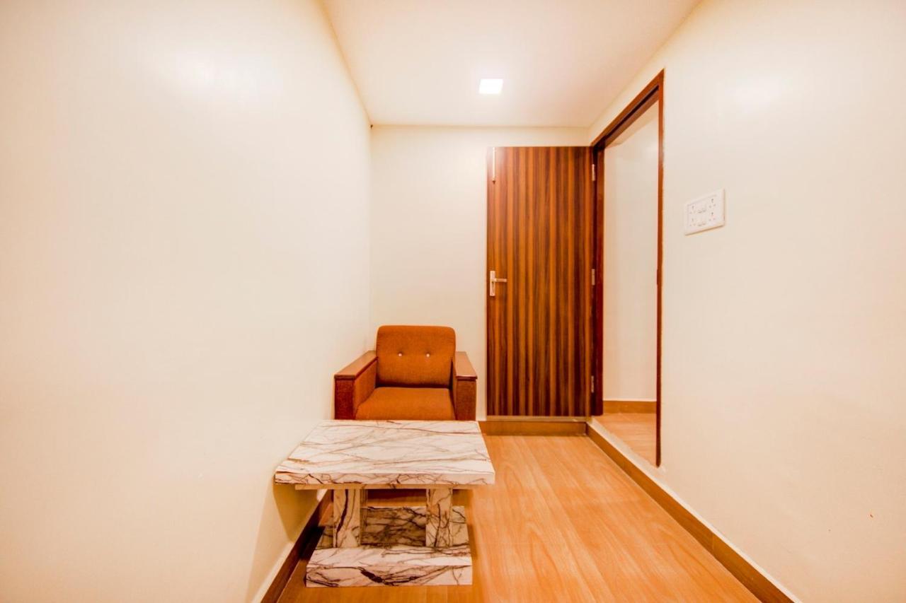 Collection O 75820 Madras Metro Club, T Nagar Chennai Exterior photo